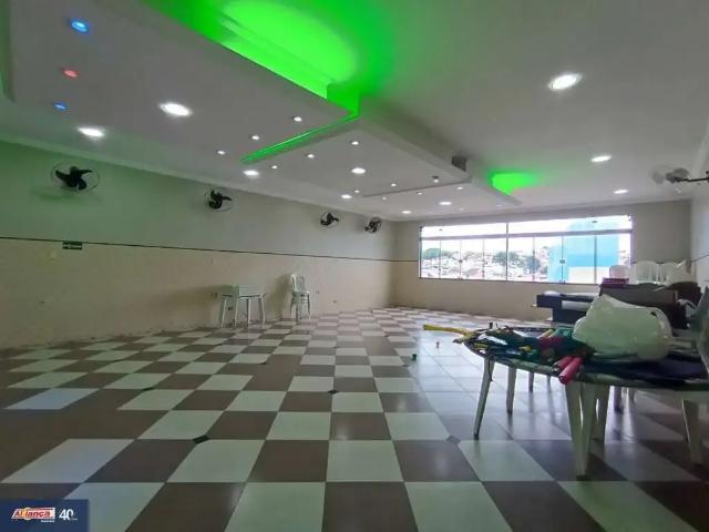 Ponto Comercial aluguel em Região Imediata de São Paulo, Região Metropolitana de São Paulo