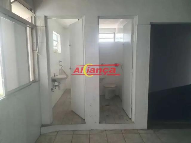 Ponto Comercial aluguel em Região Imediata de São Paulo, Região Metropolitana de São Paulo