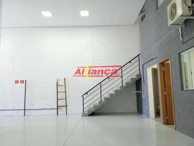 Ponto Comercial aluguel em Região Imediata de São Paulo, Região Metropolitana de São Paulo
