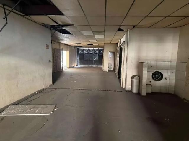 Ponto Comercial aluguel em Região Imediata de São Paulo, Região Metropolitana de São Paulo