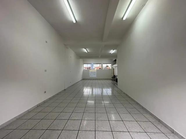 Ponto Comercial aluguel em Região Imediata de São Paulo, Região Metropolitana de São Paulo