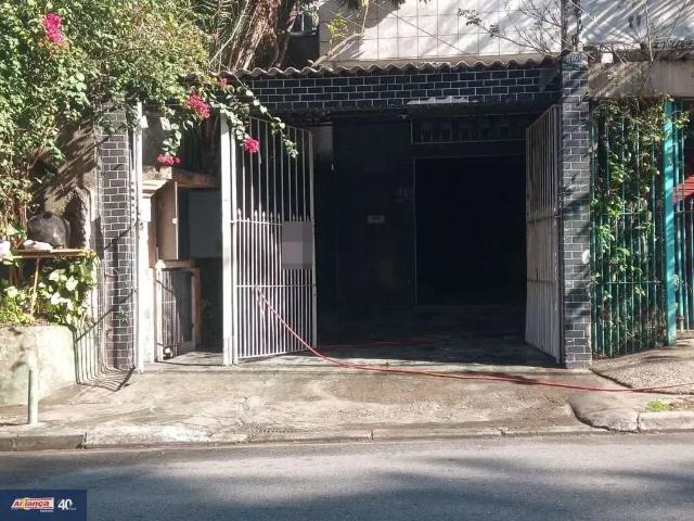Ponto Comercial aluguel em Região Imediata de São Paulo, Região Metropolitana de São Paulo