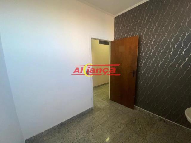 Ponto Comercial aluguel em Região Imediata de São Paulo, Região Metropolitana de São Paulo