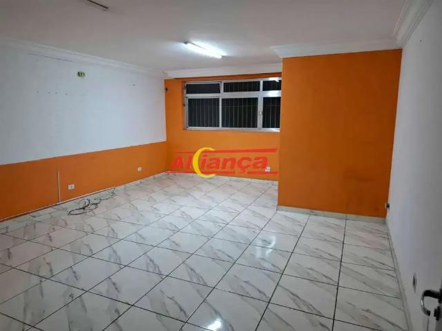 Ponto Comercial aluguel em Região Imediata de São Paulo, Região Metropolitana de São Paulo