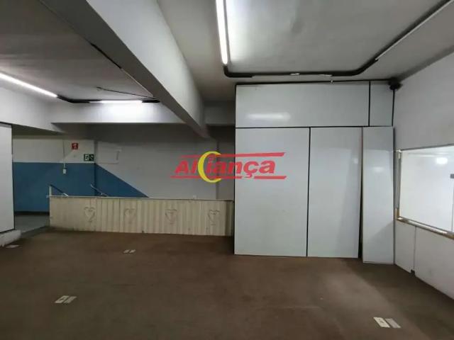 Ponto Comercial aluguel em Região Imediata de São Paulo, Região Metropolitana de São Paulo