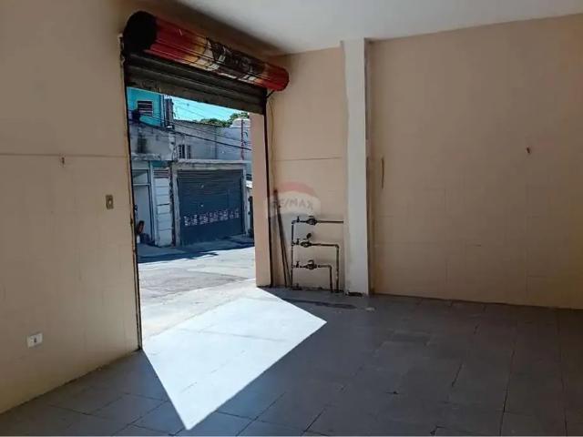 Ponto Comercial aluguel em Região Imediata de São Paulo, Região Metropolitana de São Paulo