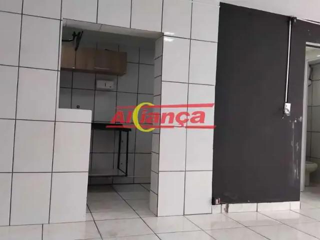 Ponto Comercial aluguel em Região Imediata de São Paulo, Região Metropolitana de São Paulo