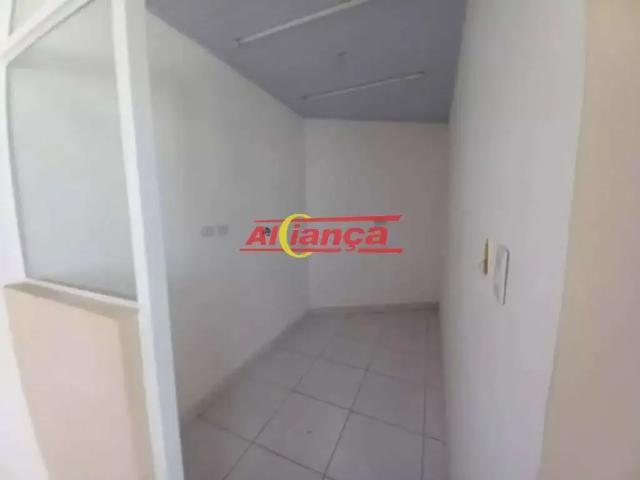 Ponto Comercial aluguel em Região Imediata de São Paulo, Região Metropolitana de São Paulo