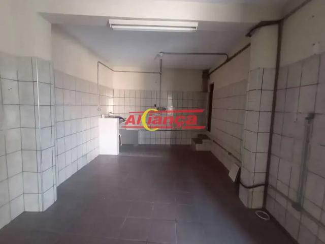 Ponto Comercial aluguel em Região Imediata de São Paulo, Região Metropolitana de São Paulo
