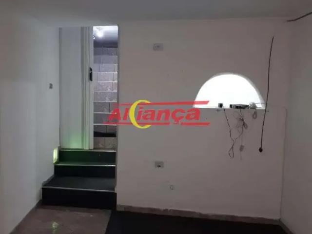 Ponto Comercial aluguel em Região Imediata de São Paulo, Região Metropolitana de São Paulo