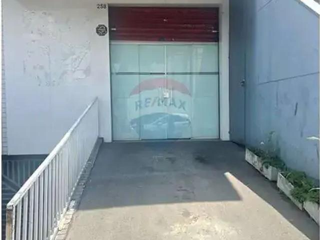 Ponto Comercial aluguel em Região Imediata de São Paulo, Região Metropolitana de São Paulo