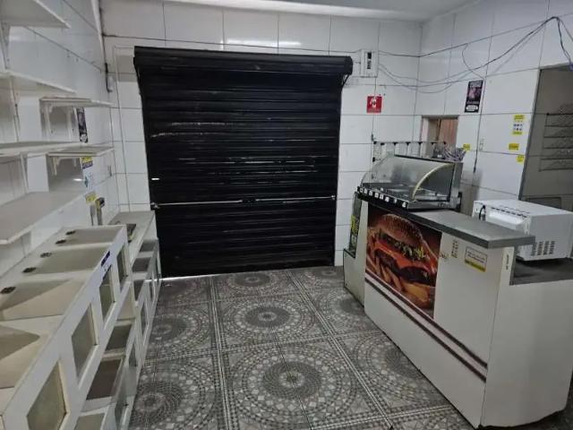 Ponto Comercial aluguel em Região Imediata de São Paulo, Região Metropolitana de São Paulo
