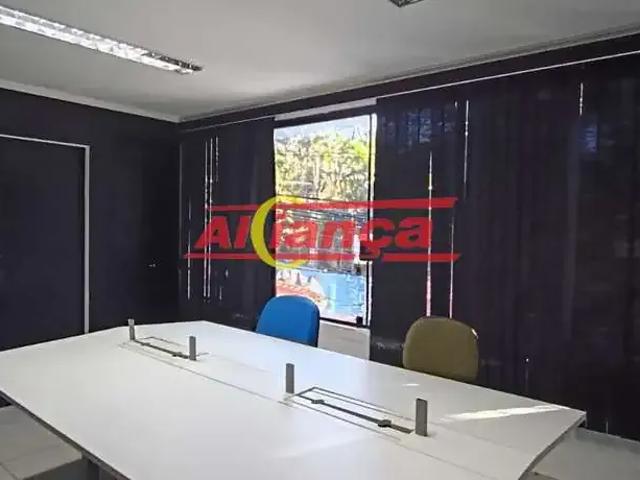 Ponto Comercial aluguel em Região Imediata de São Paulo, Região Metropolitana de São Paulo
