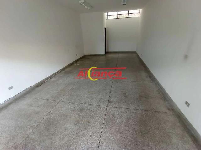 Ponto Comercial aluguel em Região Imediata de São Paulo, Região Metropolitana de São Paulo