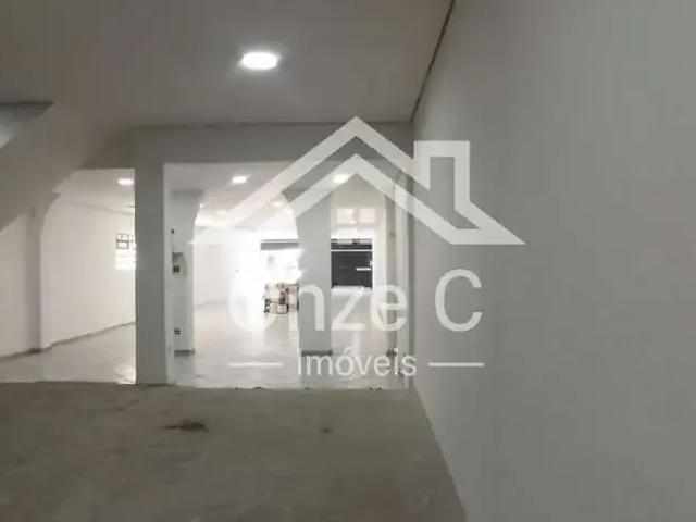 Ponto Comercial aluguel em Região Imediata de São Paulo, Região Metropolitana de São Paulo