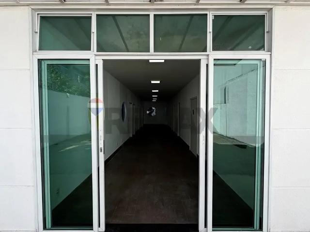 Ponto Comercial aluguel em Região Imediata de São Paulo, Região Metropolitana de São Paulo