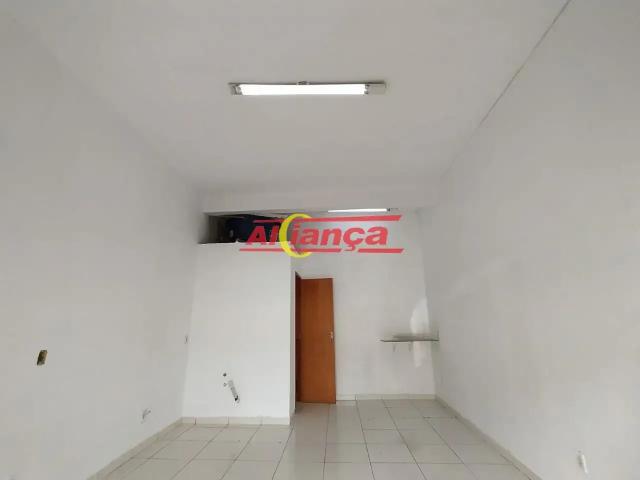 Ponto Comercial aluguel em Região Imediata de São Paulo, Região Metropolitana de São Paulo