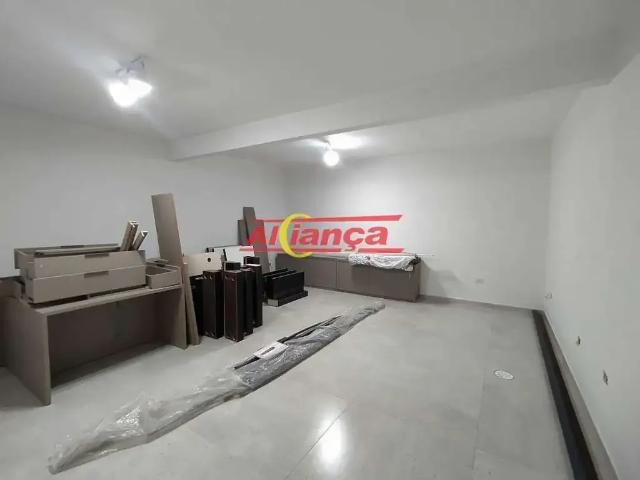 Ponto Comercial aluguel em Região Imediata de São Paulo, Região Metropolitana de São Paulo
