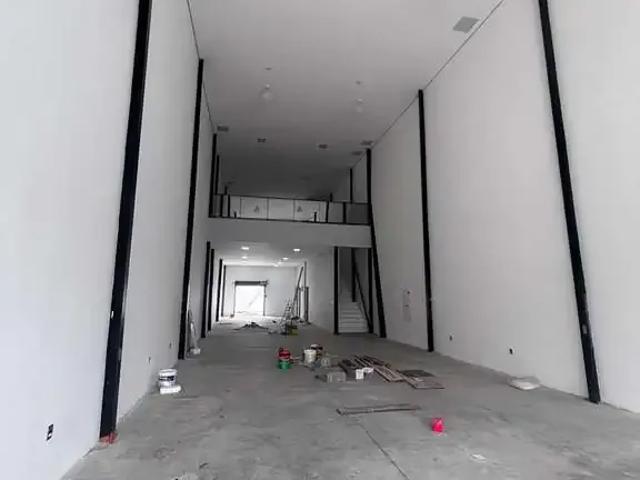 Ponto Comercial aluguel em Região Imediata de São Paulo, Região Metropolitana de São Paulo