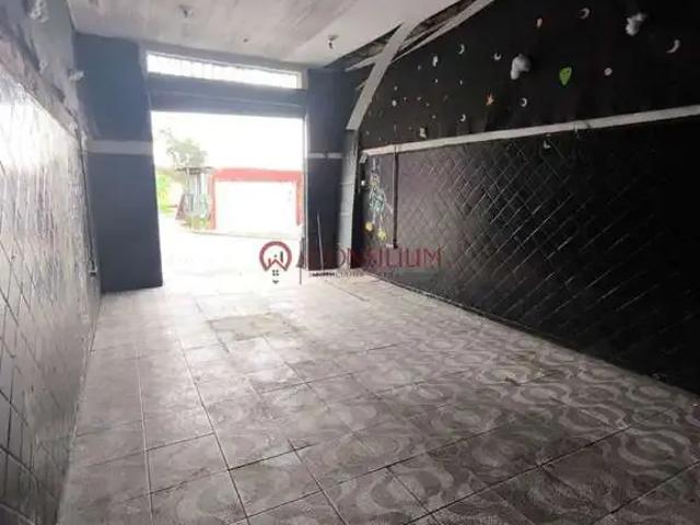 Ponto Comercial aluguel em Região Imediata de São Paulo, Região Metropolitana de São Paulo