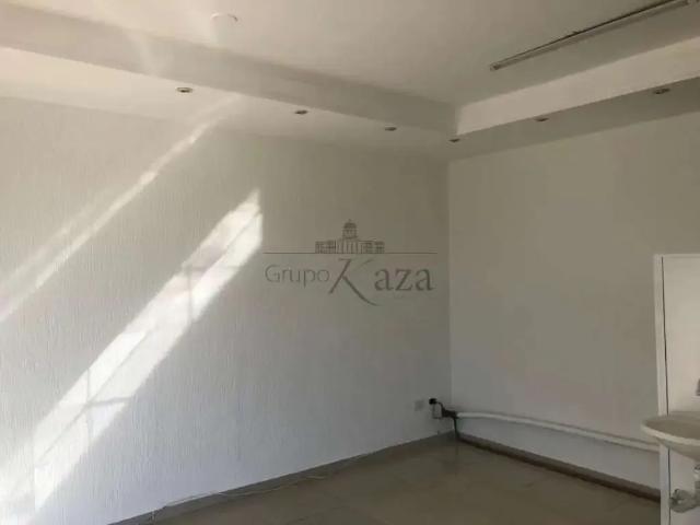 Ponto Comercial aluguel em Região Imediata de São José dos Campos, Região Metropolitana do Vale do Paraíba e Litoral Norte