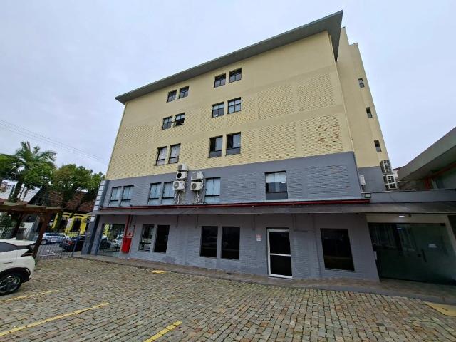 Ponto Comercial aluguel em Joinville, Região Geográfica Intermediária de Joinville