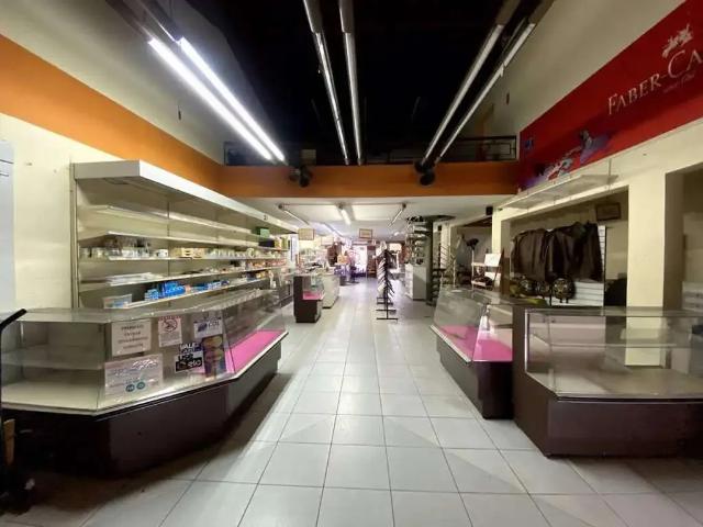 Ponto Comercial aluguel em Região Imediata de Jundiaí, Jundiaí