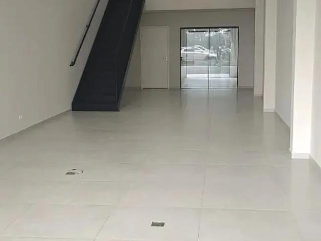 Ponto Comercial aluguel em Tucanos, Londrina