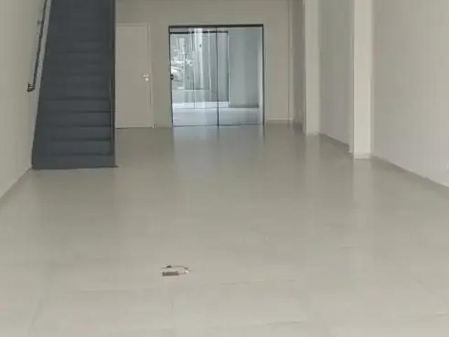 Ponto Comercial aluguel em Tucanos, Londrina