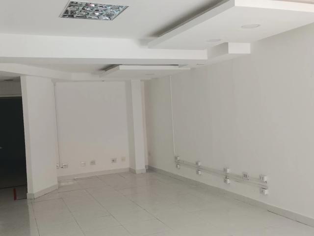 Ponto Comercial aluguel em Macaé