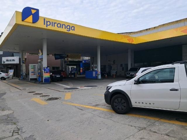 Ponto Comercial aluguel em Região Geográfica Imediata de Macaé-Rio das Ostras, Macaé