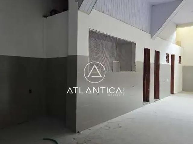 Ponto Comercial aluguel em Região Geográfica Imediata de Macaé-Rio das Ostras, Macaé