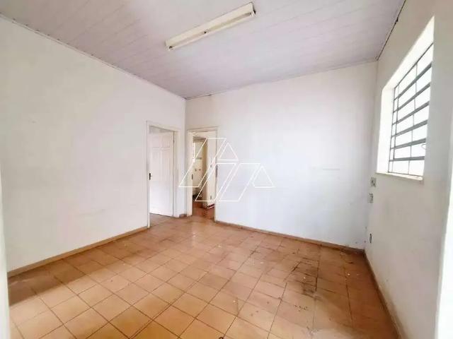 Ponto Comercial aluguel em Região Imediata de Marília, Marília