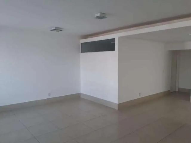 Ponto Comercial aluguel em Região Imediata de Marília, Marília