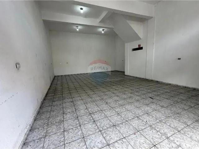 Ponto Comercial aluguel em Região Imediata de São Paulo, Região Metropolitana de São Paulo