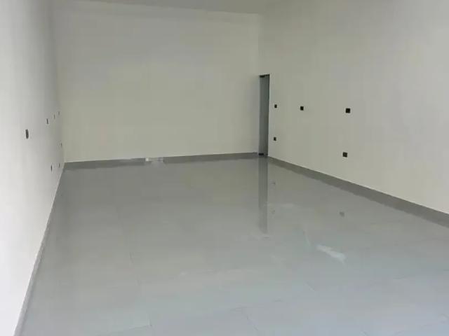 Ponto Comercial aluguel em Região Imediata de São Paulo, Região Metropolitana de São Paulo