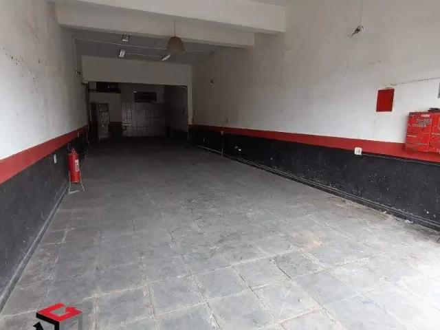 Ponto Comercial aluguel em Região Imediata de São Paulo, Região Metropolitana de São Paulo