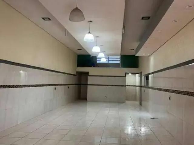 Ponto Comercial aluguel em Região Imediata de São Paulo, Região Metropolitana de São Paulo