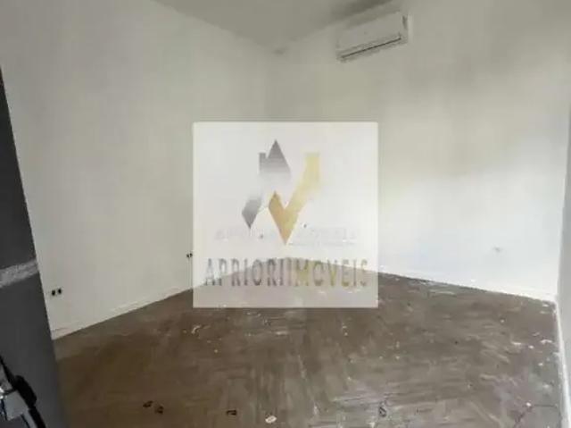 Ponto Comercial aluguel em Região Imediata de São Paulo, Região Metropolitana de São Paulo