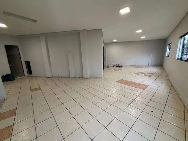 Ponto Comercial aluguel em Região Imediata de São Paulo, Região Metropolitana de São Paulo