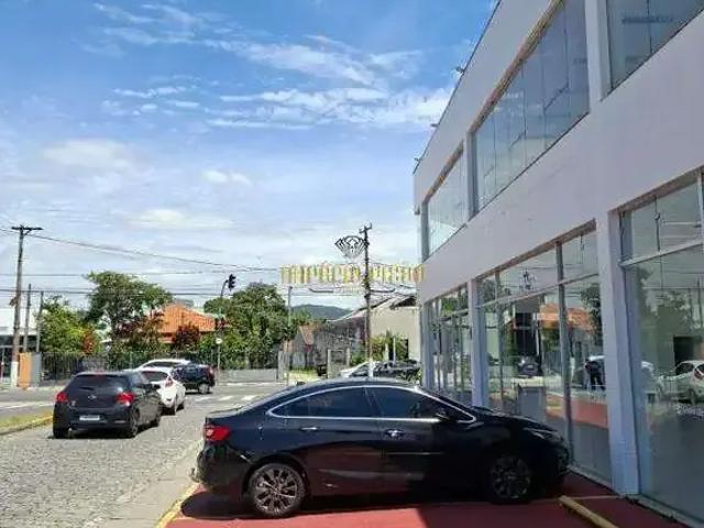Ponto Comercial aluguel em Região Imediata de São Paulo, Região Metropolitana de São Paulo