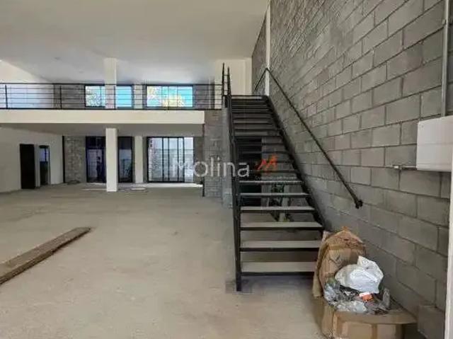Ponto Comercial aluguel em Região Imediata de São Paulo, Região Metropolitana de São Paulo