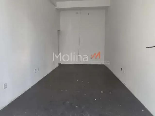 Ponto Comercial aluguel em Região Imediata de São Paulo, Região Metropolitana de São Paulo