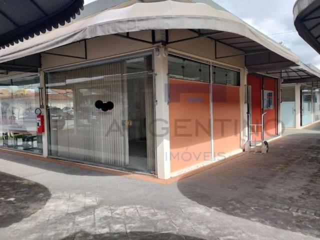 Ponto Comercial aluguel em Região Imediata de São Paulo, Região Metropolitana de São Paulo