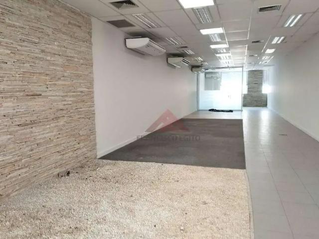 Ponto Comercial aluguel em Região Geográfica Imediata do Rio de Janeiro, Região Metropolitana do Rio de Janeiro