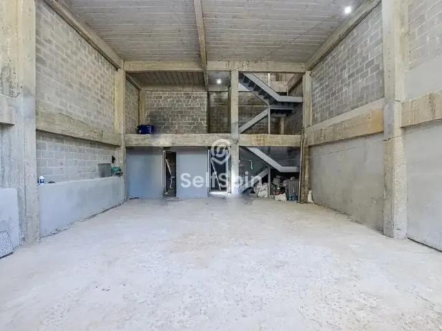 Ponto Comercial aluguel em Região Geográfica Imediata do Rio de Janeiro, Região Metropolitana do Rio de Janeiro
