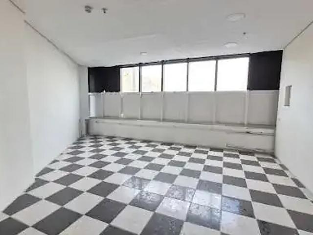 Ponto Comercial aluguel em Região Imediata de São Paulo, Região Metropolitana de São Paulo