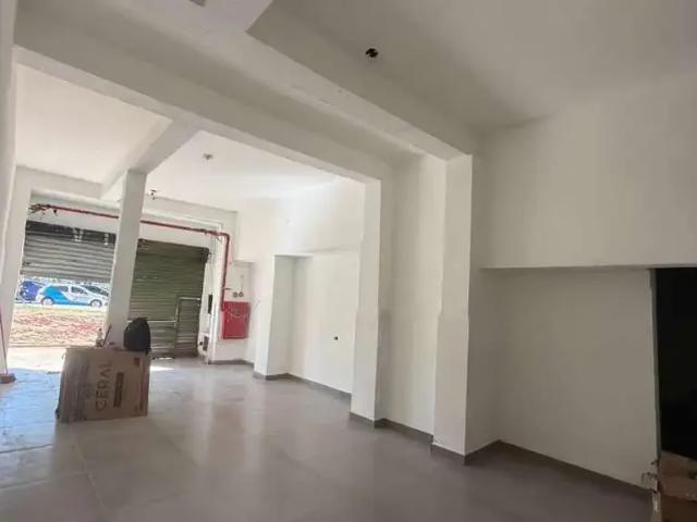 Ponto Comercial aluguel em Região Imediata de São Paulo, Região Metropolitana de São Paulo