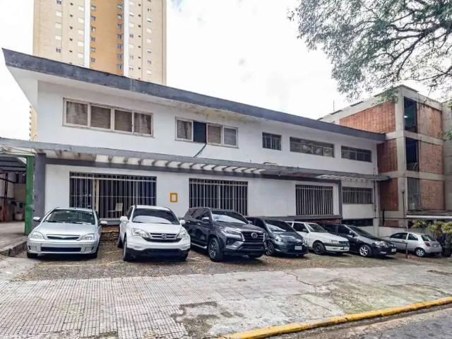 Ponto Comercial aluguel em Região Imediata de São Paulo, Região Metropolitana de São Paulo