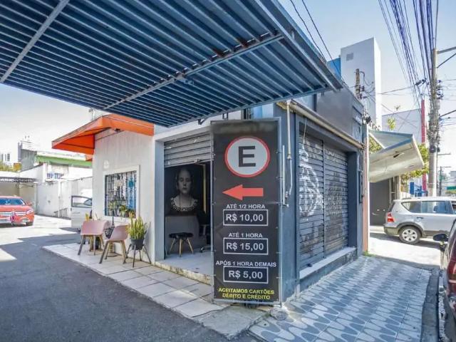 Ponto Comercial aluguel em Região Imediata de São Paulo, Região Metropolitana de São Paulo